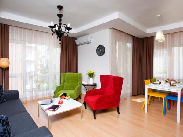 The Room Hotel & Apartments : photo 8 de la chambre chambre triple deluxe