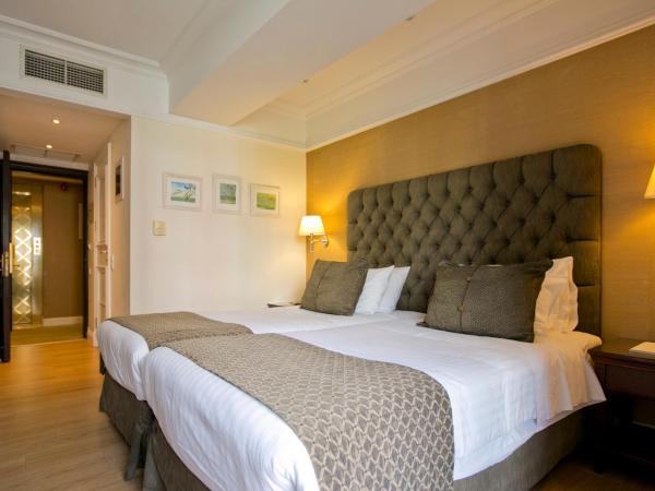 Hera Hotel : photo 5 de la chambre chambre double ou lits jumeaux - vue sur acropole