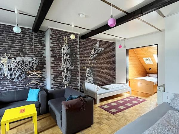 Homeplanet Hostel : photo 10 de la chambre appartement en duplex
