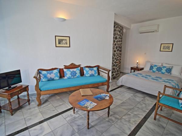 Aethrio Sunset Village - Oia : photo 4 de la chambre studio (3 adultes)