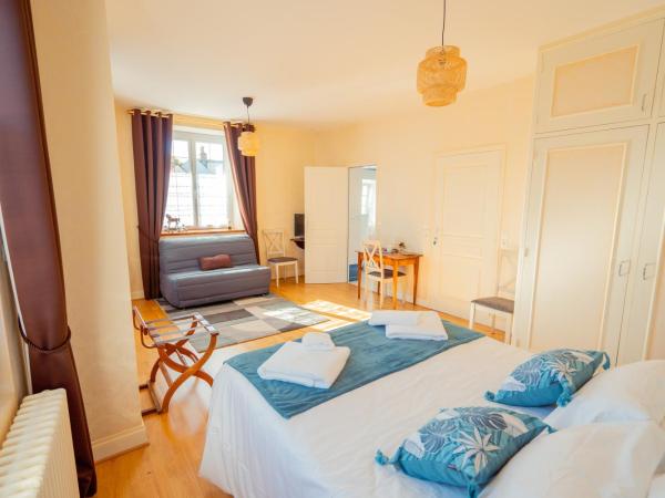 RELAIS SAINT JACQUES : photo 3 de la chambre chambre quadruple deluxe