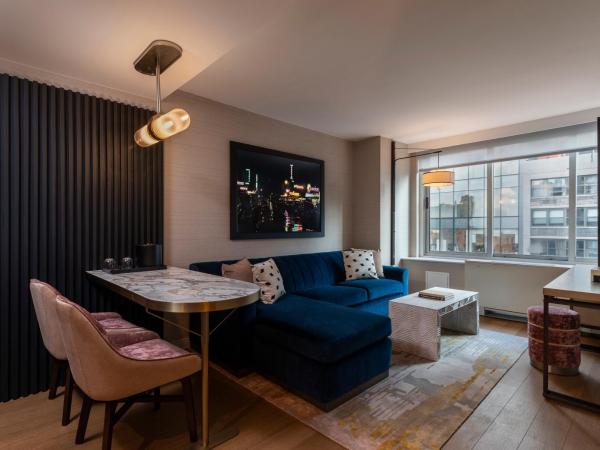 Thompson Central Park New York, by Hyatt : photo 2 de la chambre suite 1 chambre lit king-size - Étage supérieur