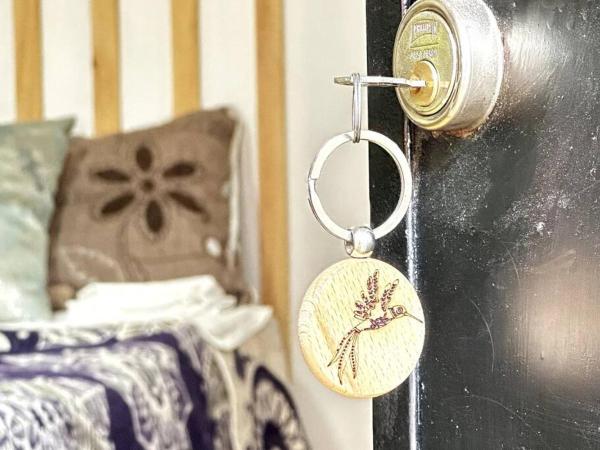 #1-Rooftop Garden-7 Bedrooms-9 Beds-3 Kitchens : photo 7 de la chambre chambre double - vue sur parc