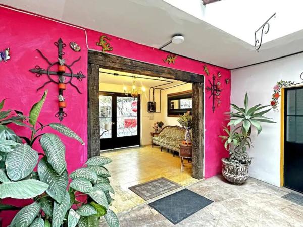 #1-Rooftop Garden-7 Bedrooms-9 Beds-3 Kitchens : photo 5 de la chambre maison de vacances