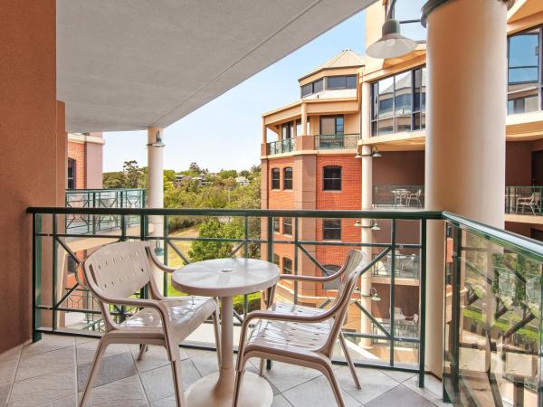 Amora Hotel Riverwalk : photo 3 de la chambre courtyard queen room with balcony