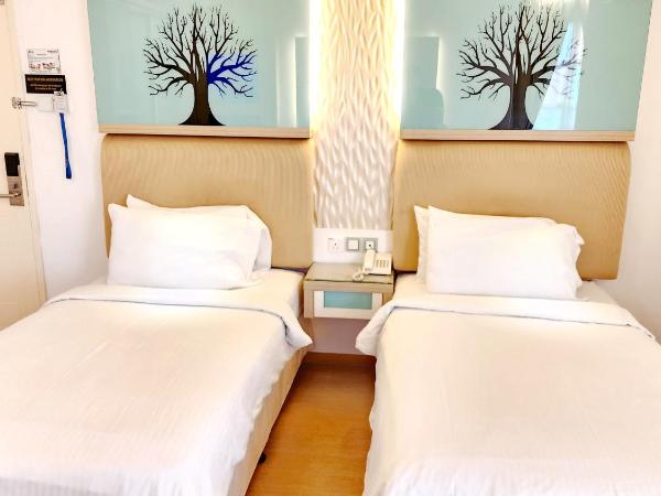 Holiday Place Kuala Lumpur : photo 2 de la chambre chambre deluxe double ou lits jumeaux