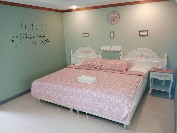 The Lilly Hotel : photo 1 de la chambre chambre double standard