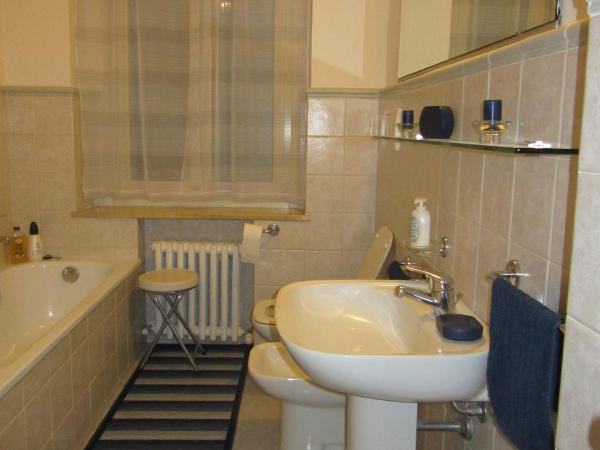 LE GEMME DI PERUGIA - alloggi in centro storico - VIA DELLA CUPA / VIA DELIZIOSA : photo 9 de la chambre suite familiale