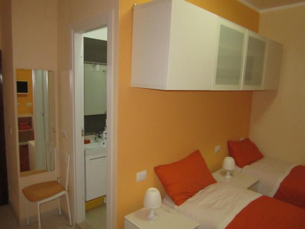 LE GEMME DI PERUGIA - alloggi in centro storico - VIA DELLA CUPA / VIA DELIZIOSA : photo 10 de la chambre suite familiale