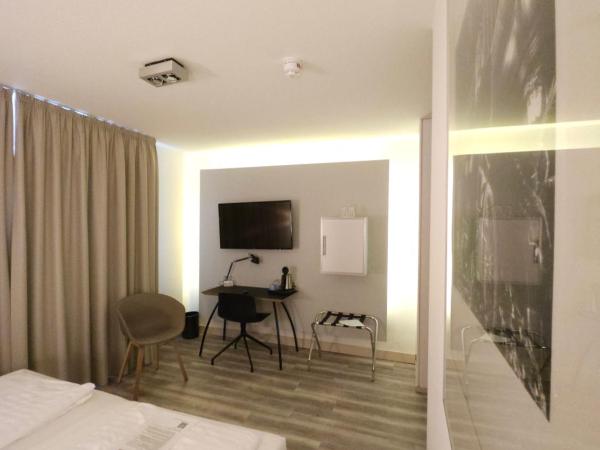 Hotel Amadeus : photo 2 de la chambre chambre double standard