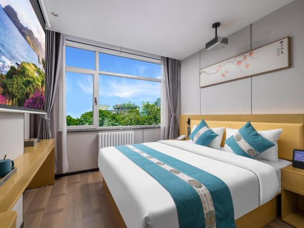 East Sacred Hotel - very close to the Drum tower And Nanluoguxiang Houhai Bar Very close to the bird's nest water cube : photo 5 de la chambre chambre lit queen-size deluxe