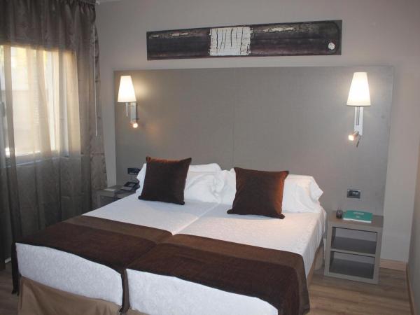 Hotel Best Front Maritim : photo 4 de la chambre chambre double ou lits jumeaux