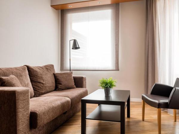 ALEGRIA Plaza Paris 4*Sup : photo 3 de la chambre suite junior