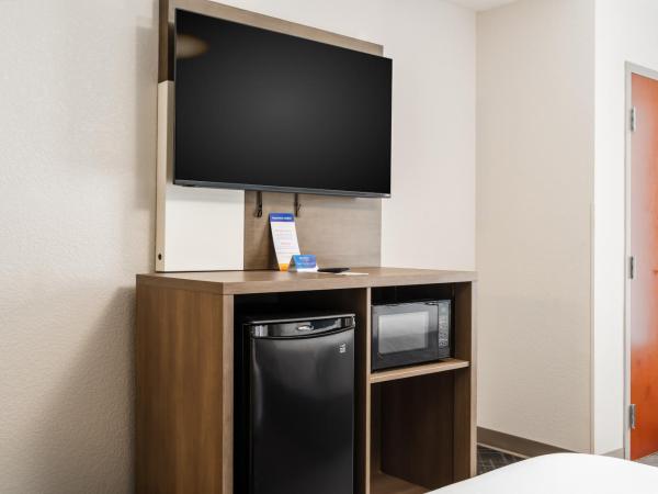 Comfort Suites Columbia Northeast - Fort Jackson : photo 10 de la chambre suite 2 lits queen-size - non-fumeurs
