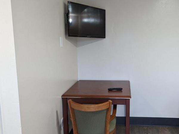 Portland Value Inn : photo 3 de la chambre chambre lit king-size standard