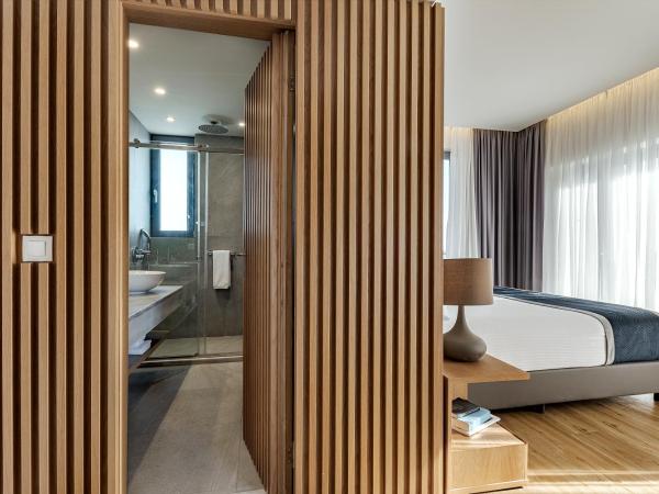 Glyfada Riviera Hotel : photo 6 de la chambre suite junior