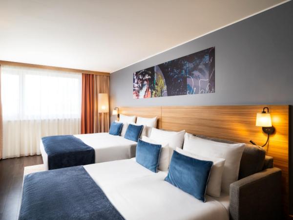 Leonardo Hotel Vienna Schönbrunn : photo 1 de la chambre suite quadruple