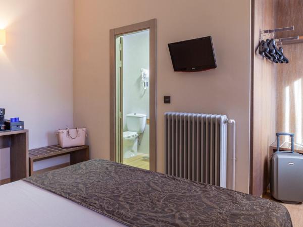 Hotel Macià Monasterio de los Basilios : photo 10 de la chambre suite familiale