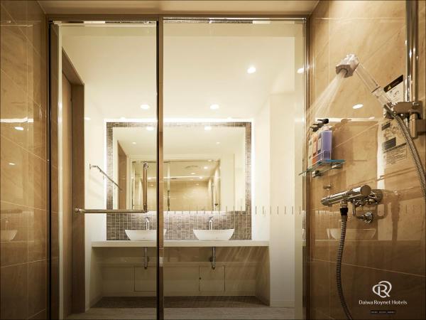 Daiwa Roynet Hotel KOBE-SANNOMIYA PREMIER : photo 1 de la chambre chambre triple - non-fumeurs