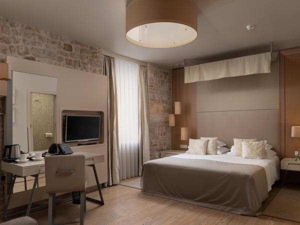 Art Hotel Kalelarga : photo 10 de la chambre chambre double supérieure