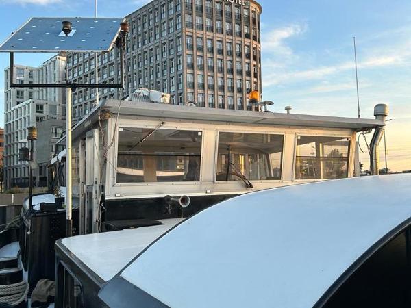 WHEELHOUSE EUPHRATE HOUSEBOAT : photo 10 de la chambre chambre lit queen-size deluxe