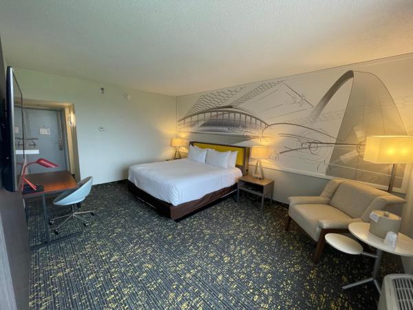 Saint Louis Airport Hotel : photo 4 de la chambre chambre lit king-size