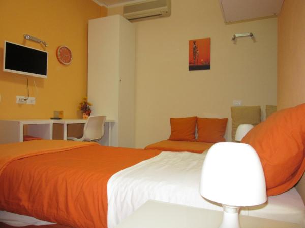 LE GEMME DI PERUGIA - alloggi in centro storico - VIA DELLA CUPA / VIA DELLA LUNA : photo 8 de la chambre chambre triple exécutive