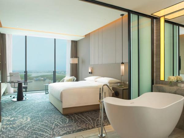 Renaissance Suzhou Wujiang Hotel : photo 4 de la chambre chambre lit king-size - vue sur ville