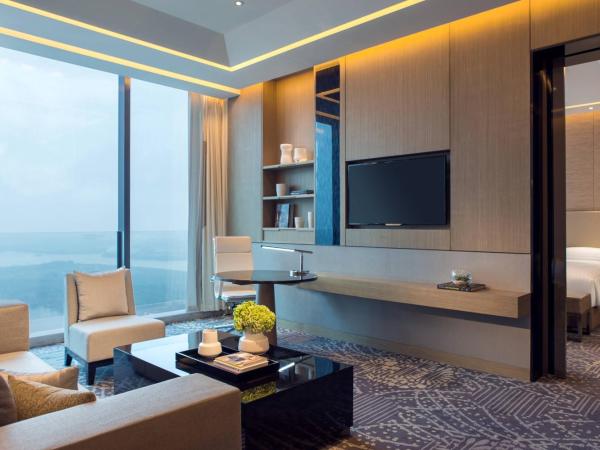 Renaissance Suzhou Wujiang Hotel : photo 2 de la chambre suite lit king-size exécutive