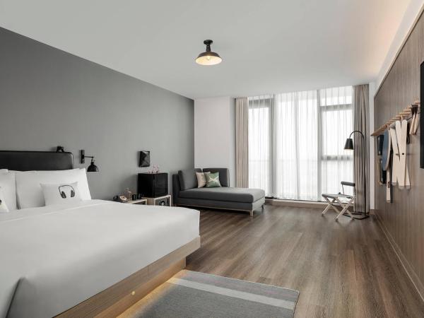 Moxy Shanghai Hongqiao NECC : photo 4 de la chambre chambre lit king-size deluxe