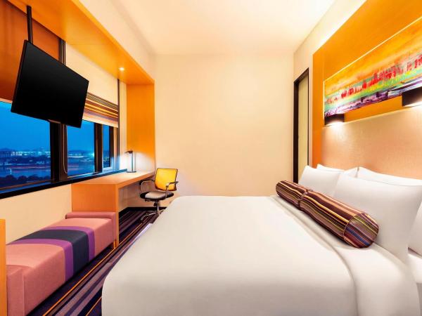 Aloft Guangzhou University Park : photo 1 de la chambre breezy king bed room