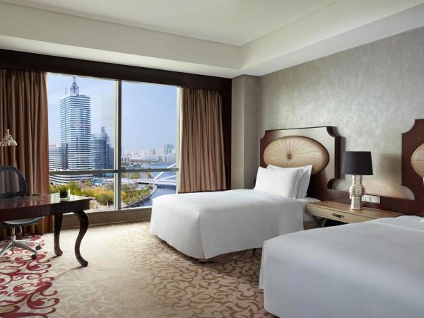 The St. Regis Tianjin : photo 4 de la chambre chambre lits jumeaux de luxe avec vue sur la rivière