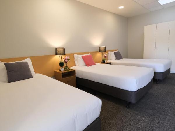 The Garden Hotel : photo 4 de la chambre suite familiale