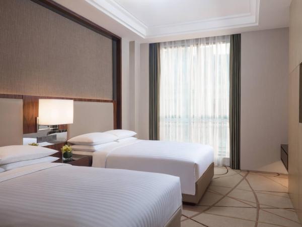 Courtyard by Marriott Shanghai Changfeng Park : photo 5 de la chambre chambre lits jumeaux premier