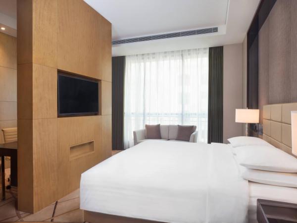 Courtyard by Marriott Shanghai Changfeng Park : photo 6 de la chambre suite exécutive
