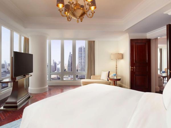The Ritz-Carlton, Guangzhou : photo 1 de la chambre club canton tower river view suite