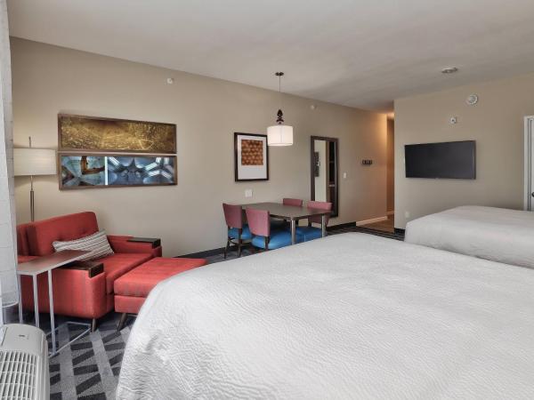 TownePlace Suites by Marriott Albuquerque Old Town : photo 3 de la chambre queen studio with two queen beds and city view - hearing accessible