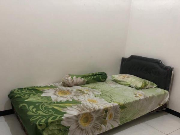 OYO Life 2678 Manyar Guest House : photo 5 de la chambre chambre simple standard