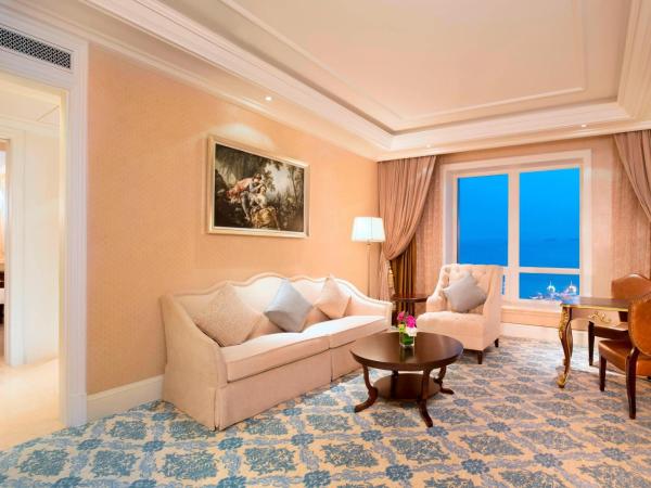 The Castle Hotel, a Luxury Collection Hotel, Dalian : photo 4 de la chambre suite de luxe - vue sur l'océan