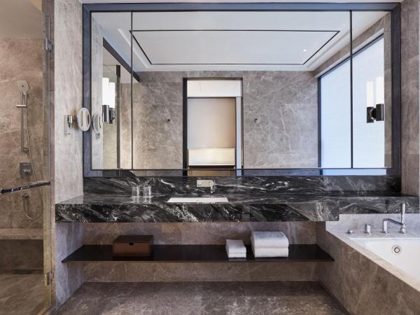 Sheraton Shanghai Fengxian : photo 6 de la chambre club premium, club lounge access, guest room, 1 king