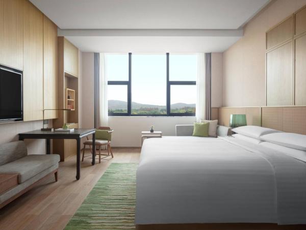 Wuxi Marriott Hotel Lihu Lake : photo 3 de la chambre grande chambre lit king-size deluxe