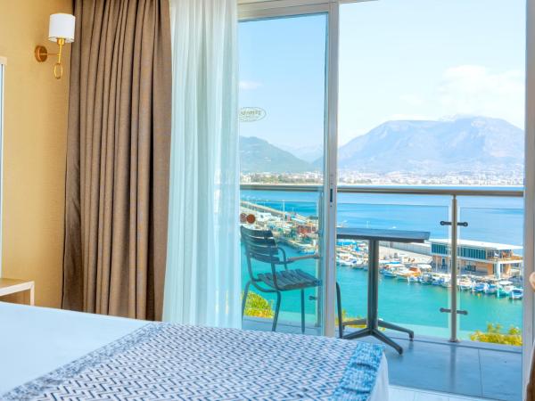 Numa Port Hotel : photo 4 de la chambre chambre double - vue sur mer