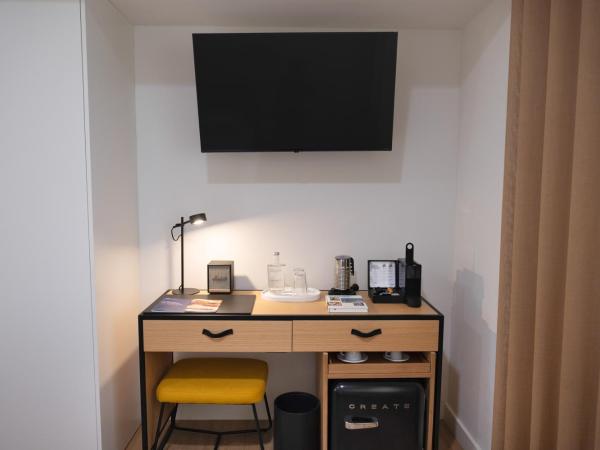 BFRESH Hotel - Padel, Pool & Fitness - Adults Only : photo 8 de la chambre chambre double supérieure