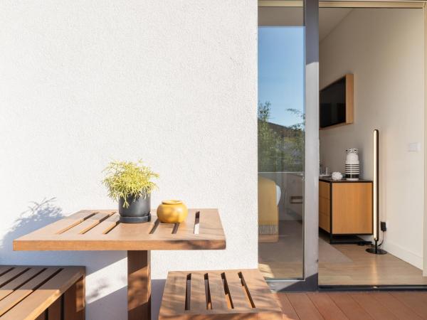 BFRESH Hotel - Padel, Pool & Fitness - Adults Only : photo 9 de la chambre chambre double supérieure avec balcon