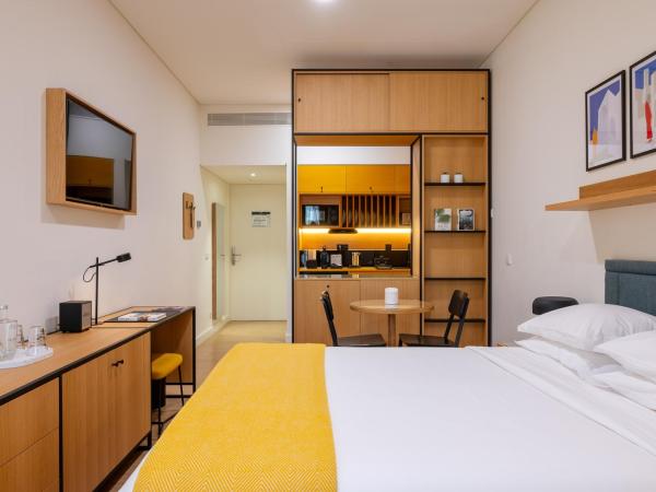 BFRESH Hotel - Padel, Pool & Fitness - Adults Only : photo 9 de la chambre chambre double deluxe avec balcon