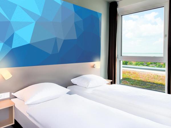 B&B HOTEL Frankfurt-Niederrad : photo 3 de la chambre chambre lits jumeaux