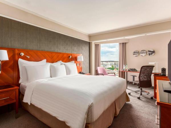 Paris Marriott Rive Gauche Hotel & Conference Center : photo 1 de la chambre chambre lit king-size deluxe