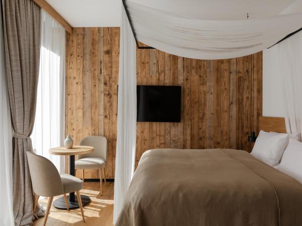 Stary Niedźwiedź : photo 8 de la chambre chambre double deluxe avec baignoire