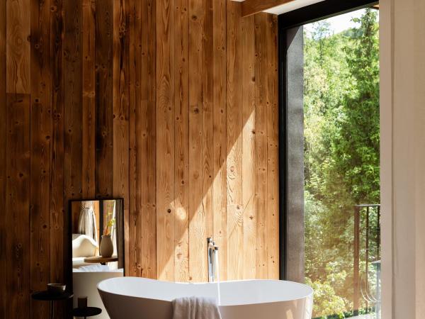Stary Niedźwiedź : photo 6 de la chambre chambre double deluxe avec baignoire