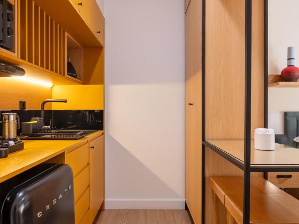 BFRESH Hotel - Padel, Pool & Fitness - Adults Only : photo 9 de la chambre chambre double premium avec vue sur le jardin